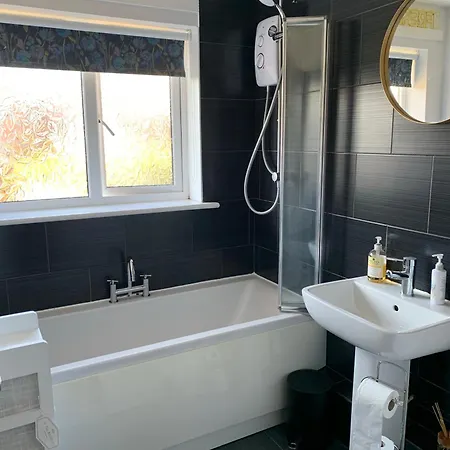 Comfortable Single Bed In Shared *