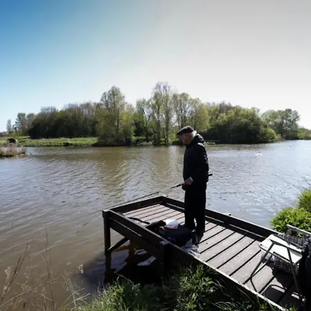 Comfortable Single Bed In Shared Séjour chez l'habitant *